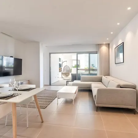 Jardines - Tabor 2 1 Pool View 2b Holiday home *