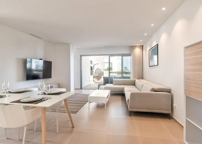 Jardines - Tabor 2 1 Pool View 2b Prázdninový dům *